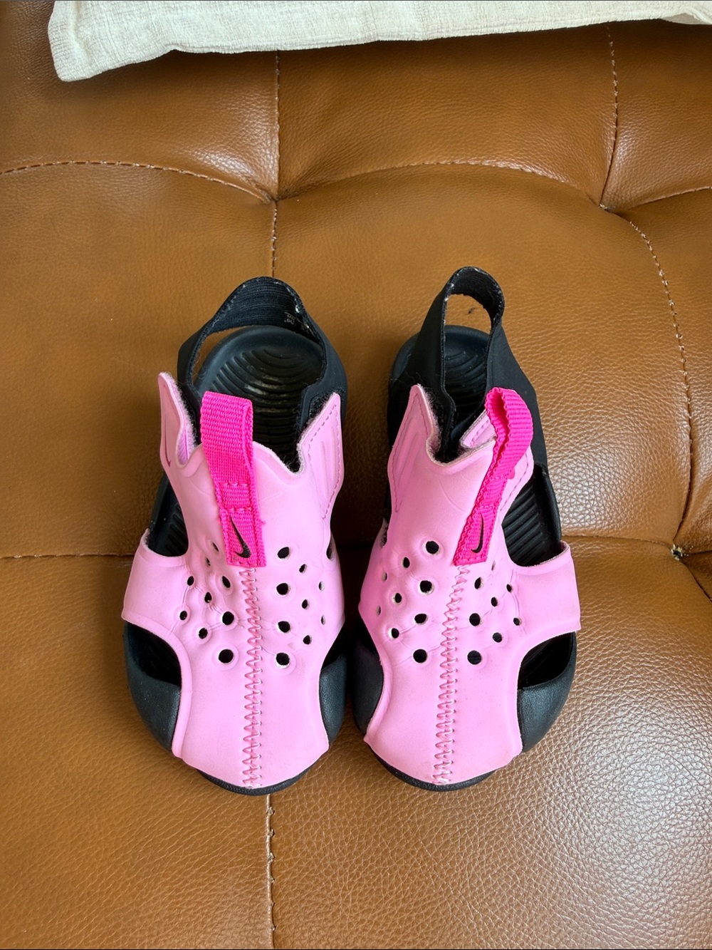 Nike Toddler Pink and Black Shoes ( size 6)
